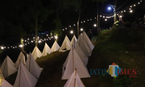 Salah satu wisata dalam paket wisata Bumiaji Asyik di Secret Valley, Poh Kecik, Desa Gunungsari, Kecamatan Bumiaji.