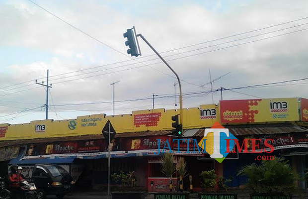 Pasar Kanigoro lama yang belum digusur