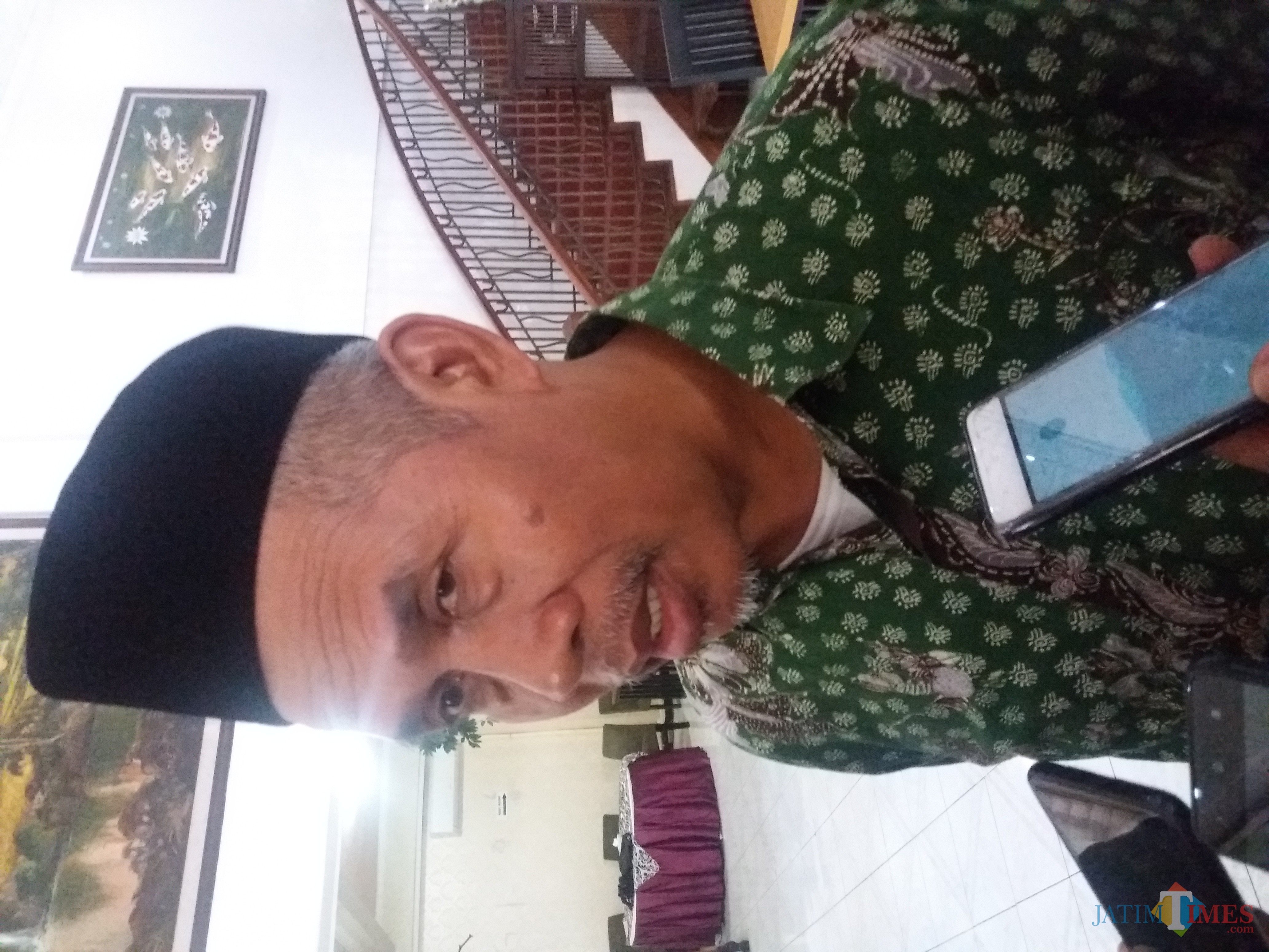 Ketua PWNU Jatim KH Marzuki Mustamar