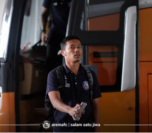 Gelandang senior Arema FC, Dendi Santoso (official Arema FC)