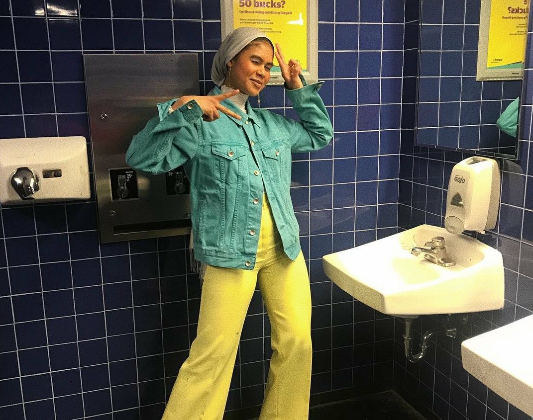 Outfit neon ala MI Hassan. (Foto: instagram.com/ml.hassan)