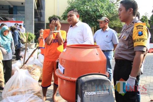 Satreskrim Polres Kediri Amankan Produsen Bibit Jagung Ilegal. (Foto: Istimewa)