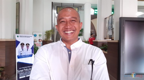 Kepala DMPPTSP Kota Malang Erik Setyo Santoso (Pipit Anggraeni/MalangTIMES).
