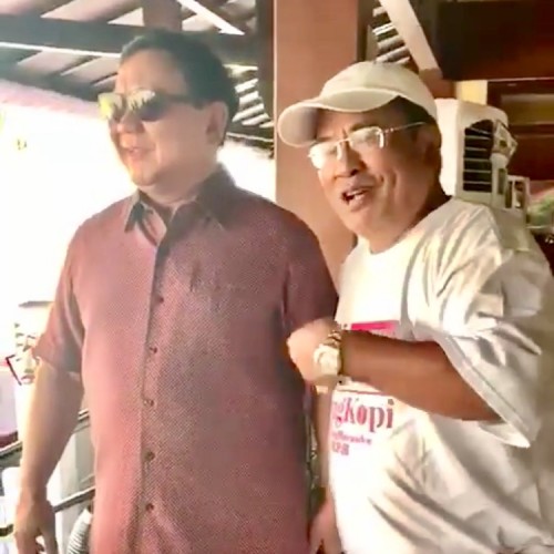 Hotman Paris saat bertemu Prabowo. (Foto: instagram @hotmanparisofficial)