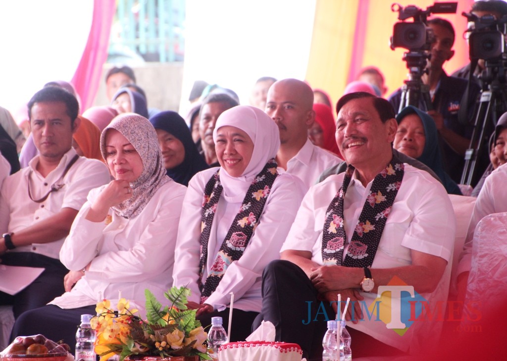 Gubernur Jatim Khofifah saat di Kediri.