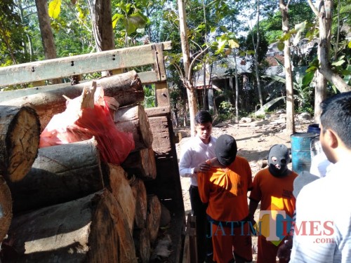 Mau Jualan Kayu Tiga Pria Ini Justru Diringkus Polisi Malangtimes