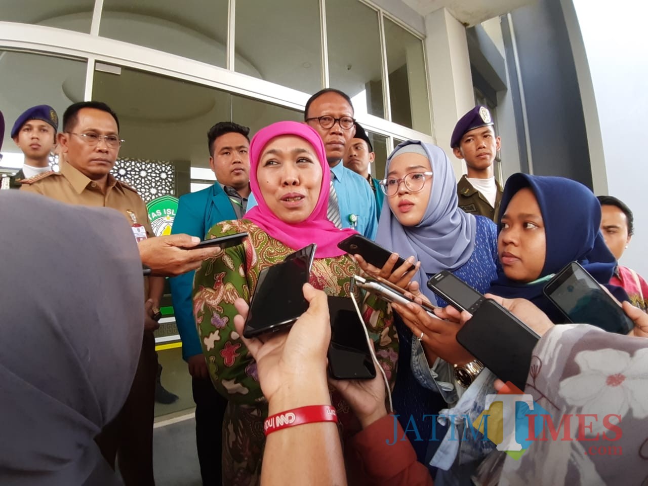 Gubernur Jatim, Khofifah Indar Parawansa. (Foto: Imarotul Izzah/MalangTIMES)