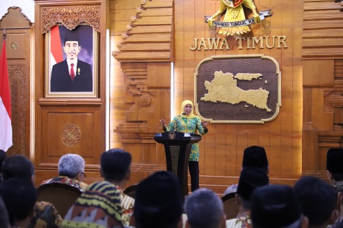 Gubernur Jatim Khofifah