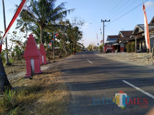 Suasana Desa Tumpak Gedang Masuk Desa Rejosari, Jalan Ini Menuju Ke Pantai Sine / Foto : Anang Basso / Tulungagung TIMES