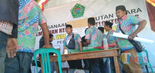 Suasana pemilihan kepala desa Tolonto Ares