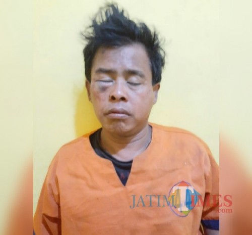 Abdul Azis, pelaku pencurian motor asal Silo, Jember, kini mendekam di tahanan Polsek Tegalsari.