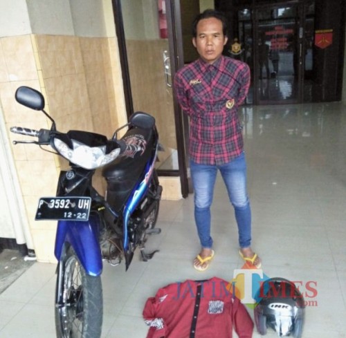 Abdul Halim, residivis pencurian uang di toko bersama barang buktinya