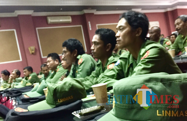 Para peserta saat mengikuti pelatihan di ruang Bina Bakti Praja Rumah Dinas Wali Kota Batu, beberapa saat lalu.. (Foto: Irsya Richa/ MalangTIMES)