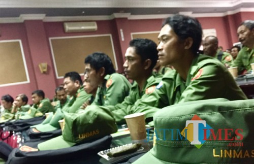 Para peserta saat mengikuti pelatihan di ruang Bina Bakti Praja Rumah Dinas Wali Kota Batu, beberapa saat lalu.. (Foto: Irsya Richa/ MalangTIMES)
