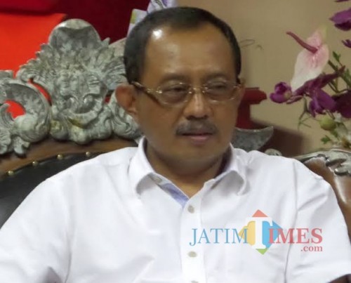 Mantan Ketua DPRD Surabaya Armuji