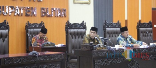 Rapat paripurna penetapan calon pimpinan definitif DPRD Kabupaten Blitar