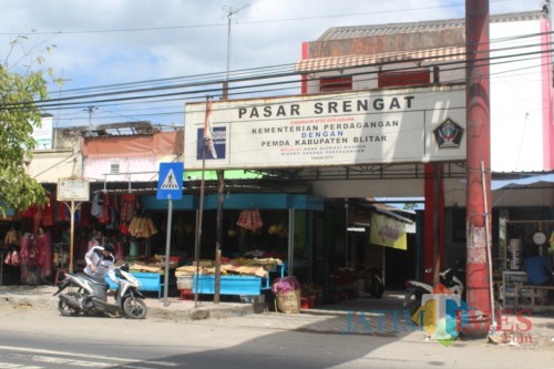 Pasar Srengat di Kec Srengat, Kab Blitar.(Foto : Aunur Rofiq/BlitarTIMES)
