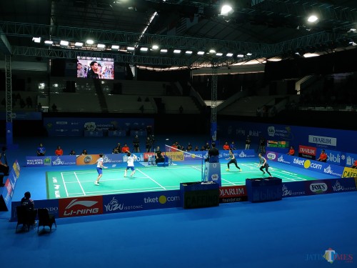 Suasana pertandingan Della Destiara Haris/Rizki Amelia Pradipta menghadapi Huang Jia/Zhang Shu Xian (Hendra Saputra)