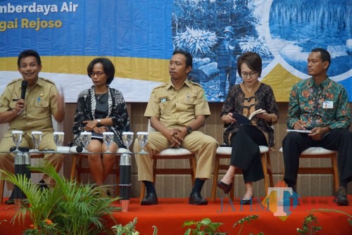 Seminar “Pertanian Berkelanjutan, Emisi Karbon Rendah dan Ko-Investasi Sumber Daya Air di DAS Rejoso”.