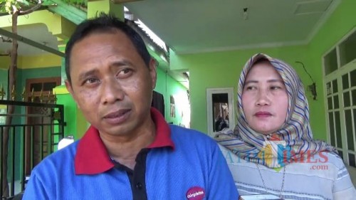 Budiharto dan Maria Ulfa, pasangan suami istri yang bersaing dalam pilkades