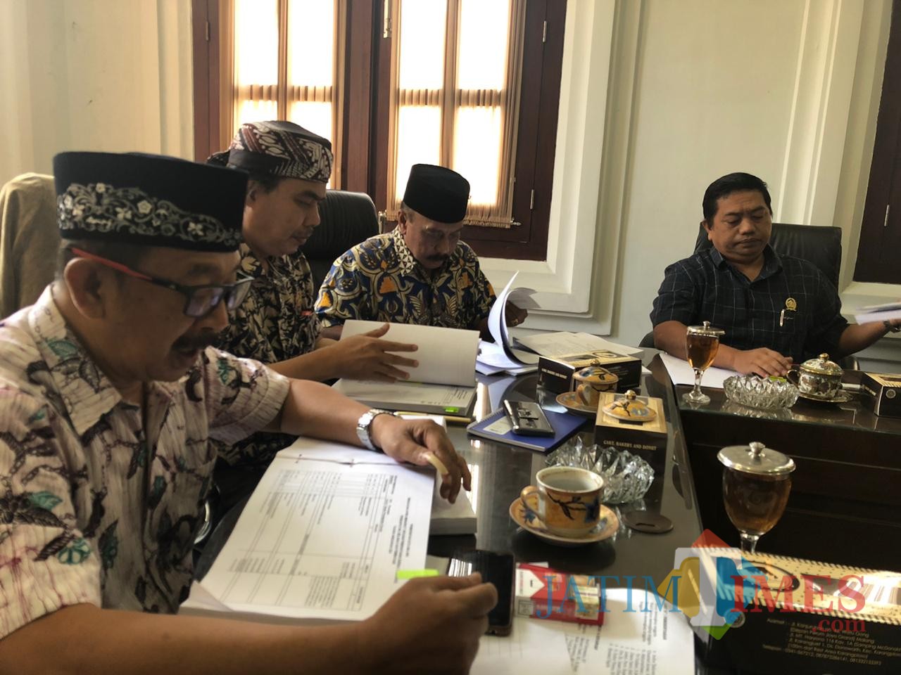Anggota Komisi B DPRD Kota Malang saat melakukan hearing rencana APBD 2020 dengan BP2D Kota Malang. (Foto: Dokumen MalangTIMES)