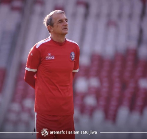 Pelatih Kepala Arema FC, Milomir Seslija (official Arema FC)