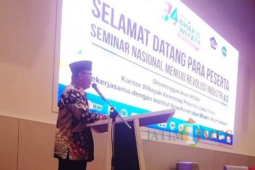 Bibit Prayogo selaku Ketua MGBK Kanwil Kemenag Provinsi Jawa Timur . (Foto: Bambang Setioko/JatimTIMES)