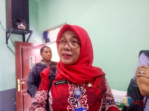 Kepala Cabang Dinas Pendidikan Wilayah Kota Malang dan Kota Batu, Ema Sumiarti. (Foto: Imarotul Izzah/MalangTIMES)
