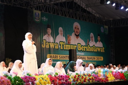 Gubernur Jatim Khofifah di Ponpes Lirboyo.