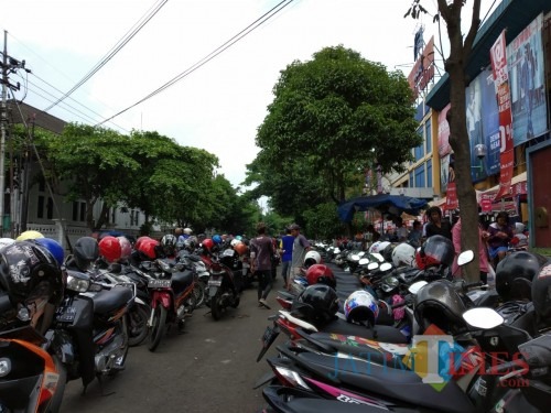 Salah satu tempat parkiran yang ada di Kabupaten Malang (Foto : Dokumen MalangTIMES)