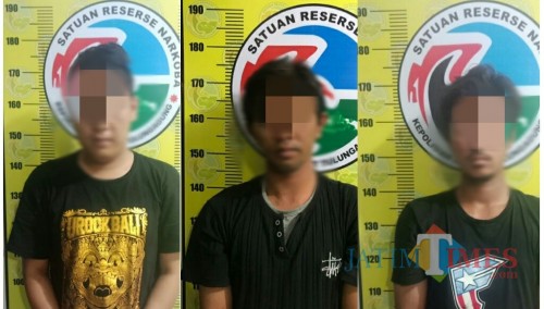 Tiga tersangka yang berhasil di amankan Satresnarkoba Polres Tulungagung / Foto : Istimewa / Tulungagung TIMES