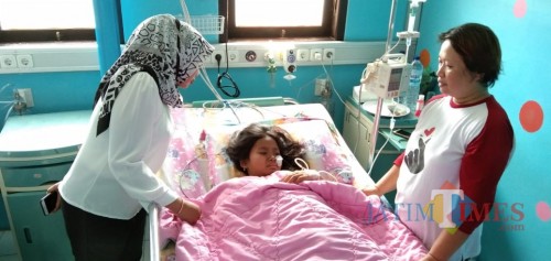 Salah satu penderita diare di RSUD dr. Iskak TUlungagung (foto : Joko Pramono/Jatim Times)