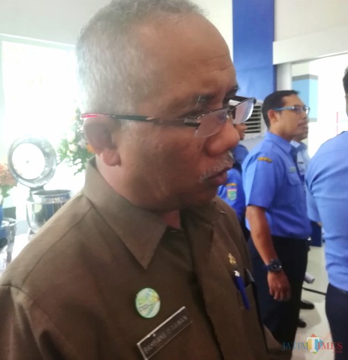 Kepala BPBD Kabupaten Malang Bambang Istiawan mengimbau warga waspada hadapi musim hujan. (Nana)