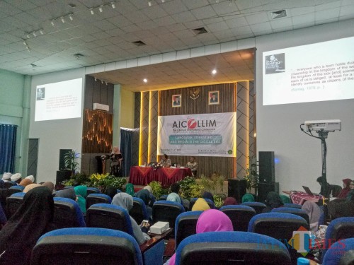 Annual International Conference on Language, Literature, and Media (AICOLLIM) di Home Theatre Fakultas Humaniora UIN Malang. (Foto: Imarotul Izzah/MalangTIMES)