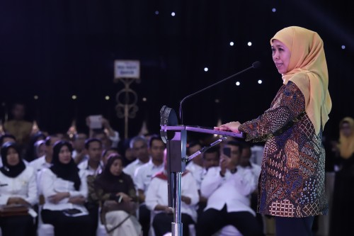 Gubernur Jatim Khofifah