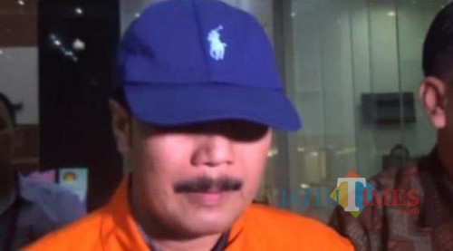 Supriyono saat ditahan KPK / Foto : Istimewa / Tulungagung TIMES