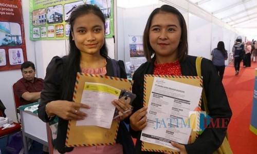 Para pelamar kerja di Job Fair Kota Batu beberapa saat lalu.