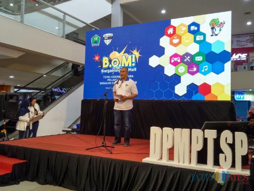 Kepala DPMPTSP Kota Malang, Erik Setyo Santoso. (Foto: Imarotul Izzah/MalangTIMES)