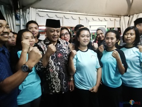 Bupati Malang Sanusi dalam suatu acara. (Nana)
