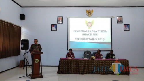 Sekda Pemerintah Kota Kediri Budwi Sunu saat membuka acara. (eko Arif s /JatimTimes)
