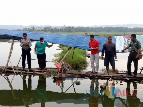 Kondisi jenazah korban sebelum dievakuasi petugas. (Foto : Humas Polres Malang for MalangTIMES)