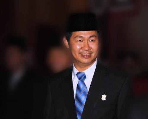 Vinsensius Awey