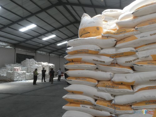 Stok gula yang disita Kementrian Perdagangan dari para distributor (Foto : Ashaq Lupito / MalangTIMES)