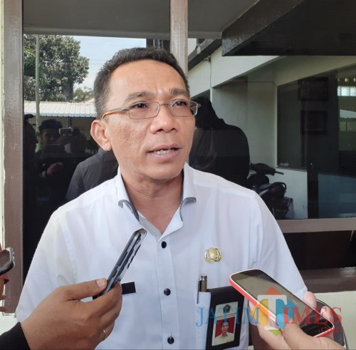 Kepala Bapenda Kota Malang, Ade Herawanto. (Arifina Cahyanti Firdausi/MalangTIMES)