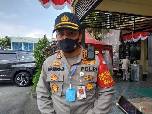 Kapolresta Malang Kota Kombes Pol Leonardus Simarmata (Hendra Saputra)