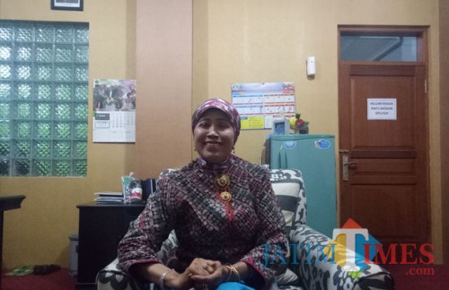 Kepala Dinas Pendidikan Kota Malang Dra. Zubaidah, MM (foto: Imarotul Izzah/Malang Times)