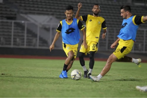 Pemain Bhayangkara FC saat menjalani latihan (Bhayangkara FC official)