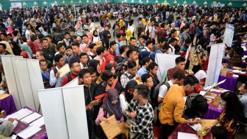 Ilustrasi Para pencari kerja memadati arena Job Fair (ANTARA)