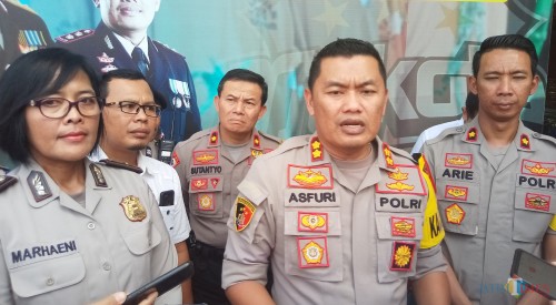 Kapolres Malang Kota AKBP Asfuri SIK SH MH (tengah. (Anggara Sudiongko/MalangTIMES)