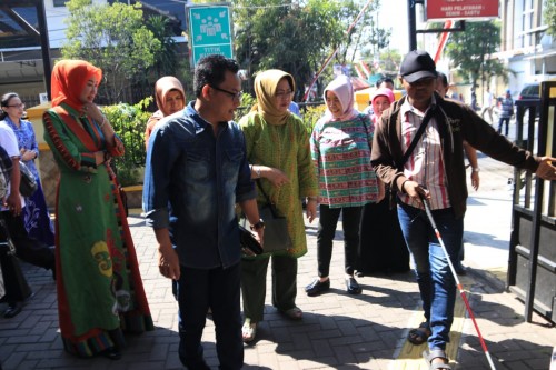 Tim Kementerian PAN RB RI saat melakukan vidasi inovasi Brexit Puskesmas Janti yang didampingi langsung Wali Kota Malang Sutiaji (Humas Pemkot Malang for MalangTIMES).